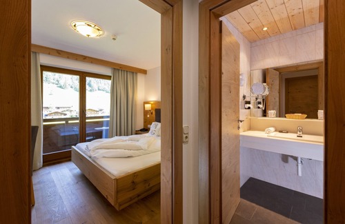Sankt Jakob in Haus Hotel | Experience Naturhotel Kitzspitz: 4-Star Retreat with Spa