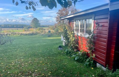 Arkelstorp Cabin | Naturnära Fritidsboende, Tomtebo - YinTorp