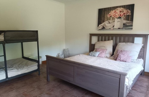 Friedrichsruhe Apartment | Family-Friendly Naturnahe Ferienwohnung with Great Ratings