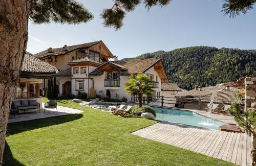 Trodena Apartment | Explore Naturoase Stegerhof Apt Ringelblume with Pool Access