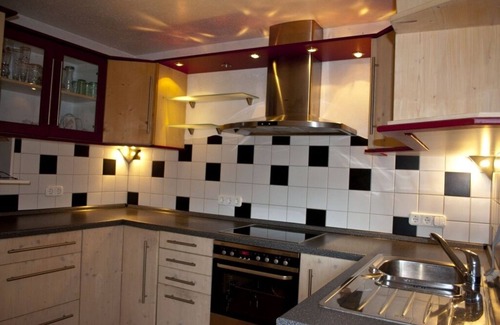 Greding Apartment | Discover Naturpark Altmühltal - Heart of Bavaria Awaits