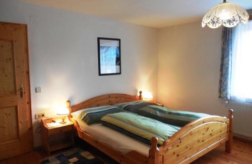 Mariahof House | Pet-Friendly Naturpark Bauernhof Sperl: Family Fun Awaits