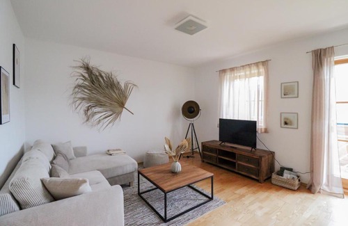 Innerschwand Apartment | Family-Friendly Naturtalente Berghaus - Apartment 3, Rated 9.7