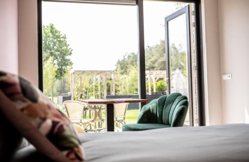 Blesdijke Bed & Breakfast | Nature Lodge: Guest Rated 9.1 with Hot Tub & Restaurant