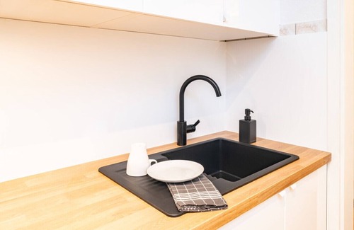 Nauen Apartment | Nauen Stay for 4 Guests