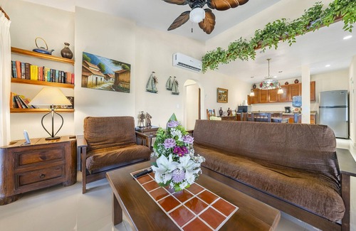 Centro - Supmza 001 Condo | Ocean View Nautibeach Penthouse with Pool & Breakfast