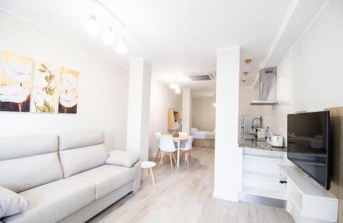 Poblats Maritims Apartment | Cozy Nautical Flats - Pet and Child Friendly Retreat