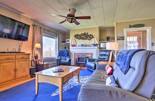 Lubec House | Inviting Nautical Lubec Cottage with Fire Pit & Grill