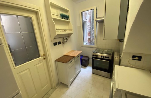 Riomaggiore Apartment | Nautilus, apartment in Riomaggiore within walking distance of the sea and the station