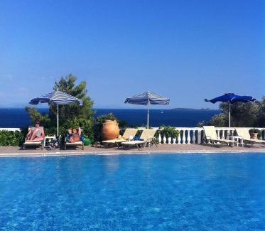 Barbati Hotel | Experience Nautilus Barbati: Oceanfront Pool & Dining
