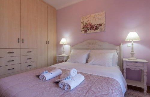 Galaxidi Apartment | Elegant Nautilus Suites: 4-Star Escape with Top Ratings