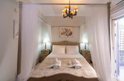 Galaxidi Apartment | Elegant Nautilus Suites: 4-Star Escape with Top Ratings