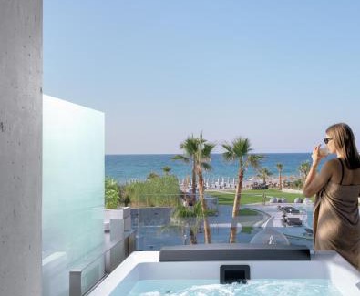 Rethymno Hotel | Elegant Nautilux Rethymno by Mage Hotels with Oceanfront Spa