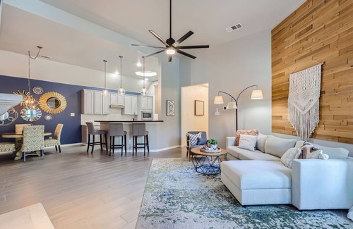 Frisco House | NAV3933 Charming 3-bedroom house with pool Frisco