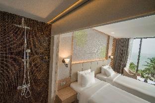 Vinh Hai Hotel | Discover Navada Beach Hotel: Oceanfront Bliss Awaiting You