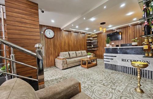 Mahadevpet Hotel | Inviting Navarathna Comforts: Child-Friendly Getaway