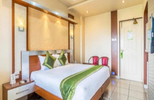 RS Puram Hotel | Discover Comfort at Navaratna Delight with Family-Friendly Amenities