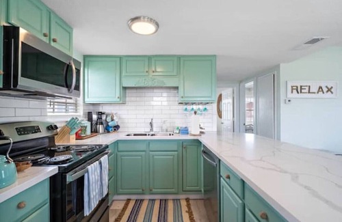Galveston House | Charming Cottage with Game Room, Steps from the Beach