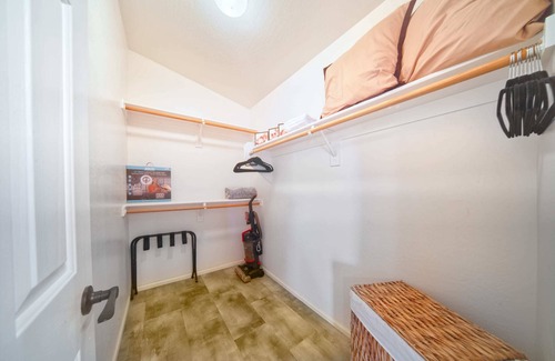Cottonflower House | Navigate Stays 3B/2BA Home w/Pool & Prime Location