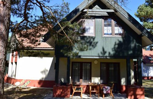 Rowy Resort | Enchanting NAVIGATOR Energetyk: Oceanfront Family Retreat
