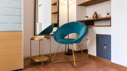 Stadera Apartment | Elegant NavigliIEO Apartment with Hot Tub & Breakfast