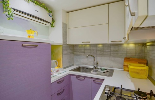 Navigli Apartment | [Navigli-M2] Cosy Apartment With Work Space