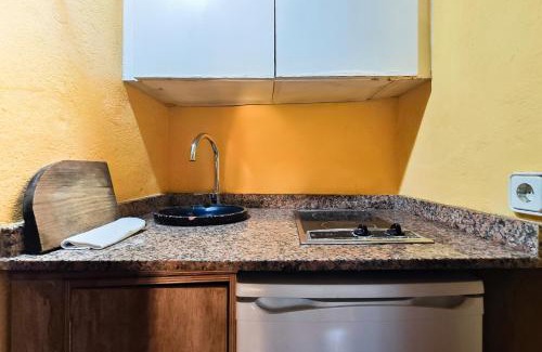 Ibiza City Centre Apartment | Discover Navila René: Family-Friendly Stay with Pool Access