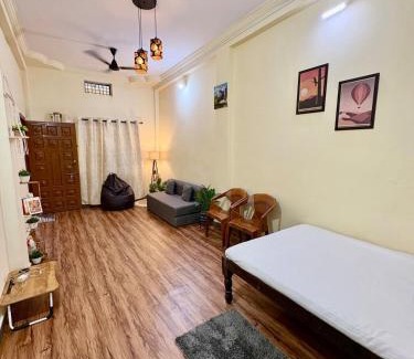 Ujjain Apartment | Navkar Homestay - Ground Floor 2BHK near Mahakal