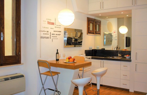 Rione V Ponte Apartment | Discover Navona Secret Suite with Spa and Breakfast Options