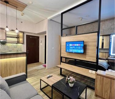 Solo City Centre Apartment | Relaxing Nawasena Studio at Solo Paragon Apartment