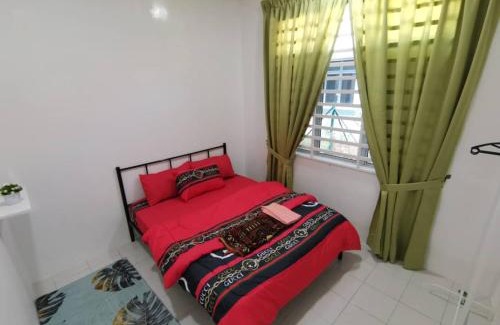 Kampong Raja House | Discover Nawra Homestay Besut - Family Friendly & Free Wifi