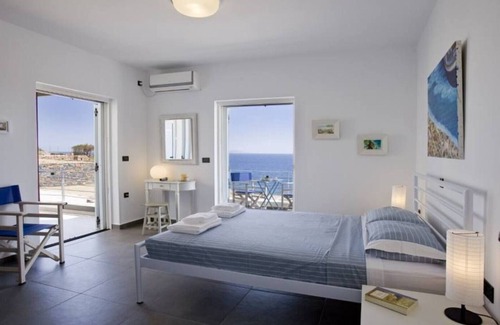 Naxos House | Beachfront House in Naxos with Private Beach & Top Rating