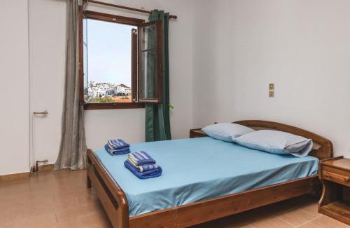 Naxos Apartment | Convenient Naxos Center Studios - Ideal for Families