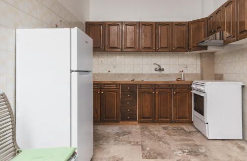 Naxos Apartment | Convenient Naxos Center Studios - Ideal for Families