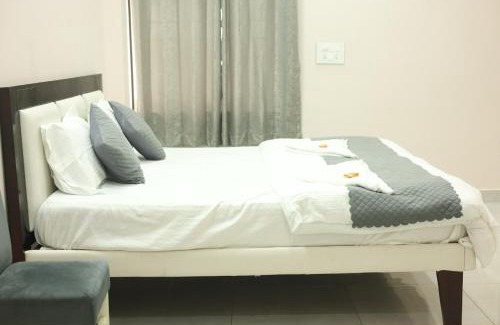 Tiruchanur Apartment | Top-Rated NRI NC Homestays: Family-Friendly Getaway