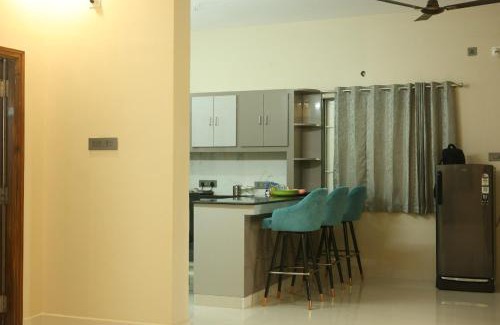 Tiruchanur Apartment | Top-Rated NRI NC Homestays: Family-Friendly Getaway