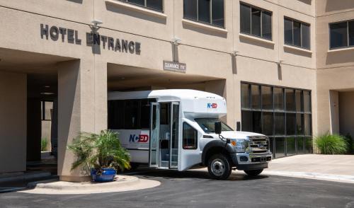 Norman Hotel | Inviting NCED Conference Center & Hotel with Oceanfront Views