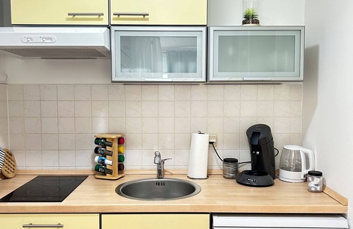 Munchen District Apartment | Convenient Apartment Near Munich with Breakfast & Accessibility