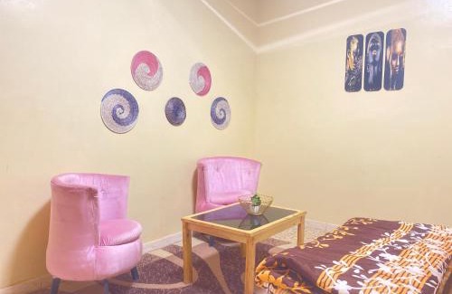 Cite Niakh Apartment | Pet-Friendly Ndar Meublé: Your Ideal Family Getaway
