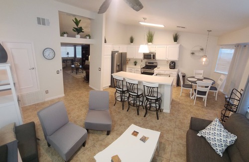 El Centro House | nDesert Escape – Serenity and Security at Silverwood