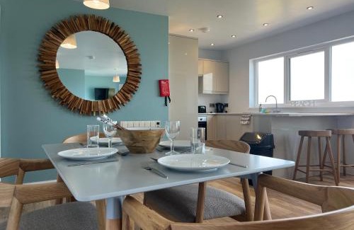 Hele Apartment | NDR Sea view Three bedroom Residence with private sauna & hot tub