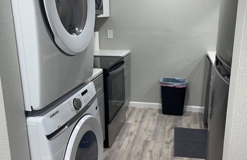 West Arlington Apartment | Near AT&T Stadium and UTA Campus
