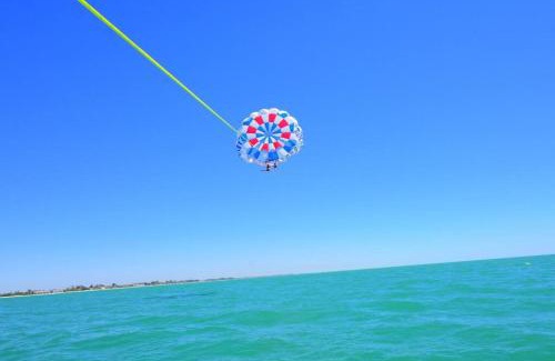 Garden Isles House | Beachside Escape with Pool, Kayaks and Family Fun