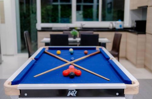 Cha-am Villa | Pet-Friendly Pool Villa Near the Beach - 4-Star Haven