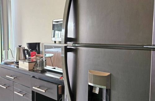 Rinconada Apartment | Beachside Retreat with Pool, Fiber Wi-Fi & King Bed