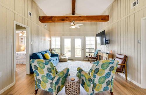 San Luis House | Cozy Freeport Home with Deck, Grill & Boat Access