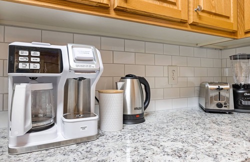 Cary House | Ideal Stay Near Downtown Cary & RDU with Pool and Spa