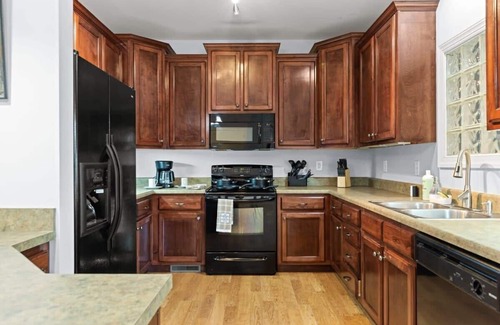 Chattanooga House | Convenient Stay Near Downtown & UT Chattanooga - Highland Hideaway