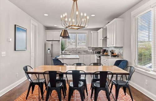 South Nashville House | Discover Family-Friendly Hotel Near Downtown & Geodis Park