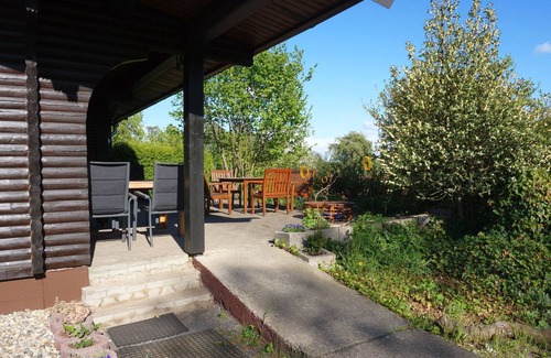 Anraff House | Exceptional Log Cabin Near Edersee with Family-Friendly Amenities
